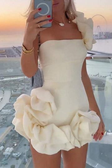 RUFFLES STRAPLESS MINI DRESS