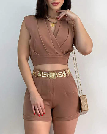 V NECK RUCHED CROP TOP SHORTS SET