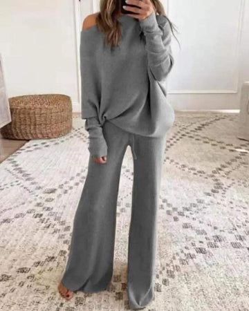 ROUND NECK LONG SLEEVE TOP BOOTCUT PANTS SET