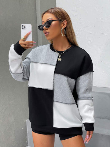 Fashionable Oversized Casual Sweatshirt