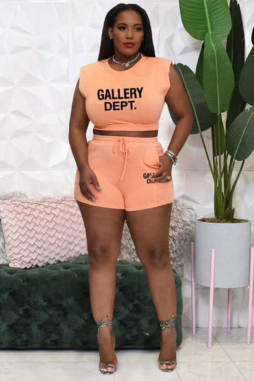 SLEEVELESS TOP AND SHORTS SET
