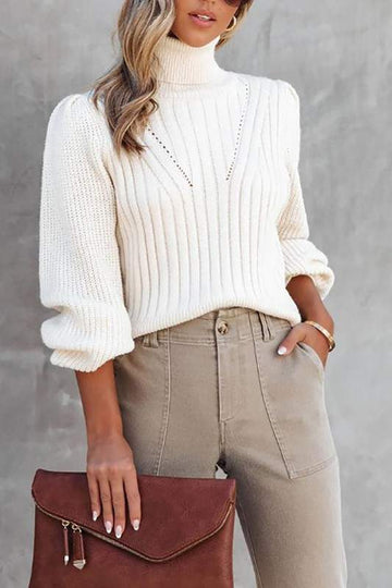 KNIT TURTLE NECK SWEATER