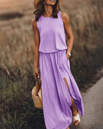 Summer Dress: Flowy Sleeveless Maxi Style