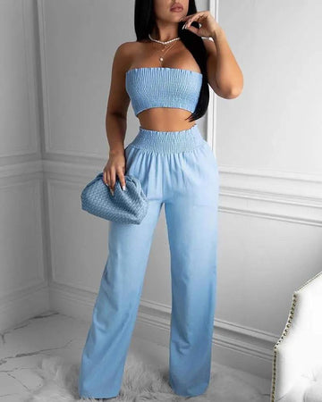 Casual Chic: Knit Crop Top with Wide Leg Pants