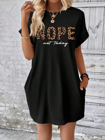 EZWEAR RAINBOW LETTER PRINT SHORT SLEEVE DRESS