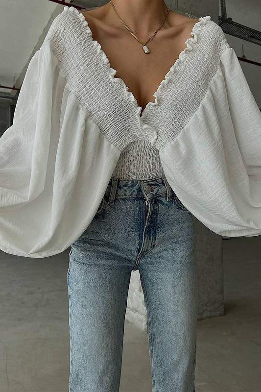 ROMANTIC FLAIR SMOCKED BLOUSE