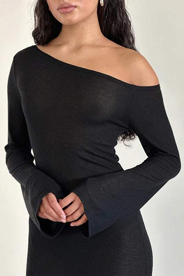 ONE SHOULDER FLARED SLEEVE GOWN