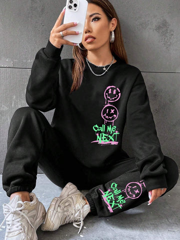 WOMEN S SMILE PATTERNED FLEECE LINED SWEATSHIRT AND SWEATPANTS SET FOR WARMTH