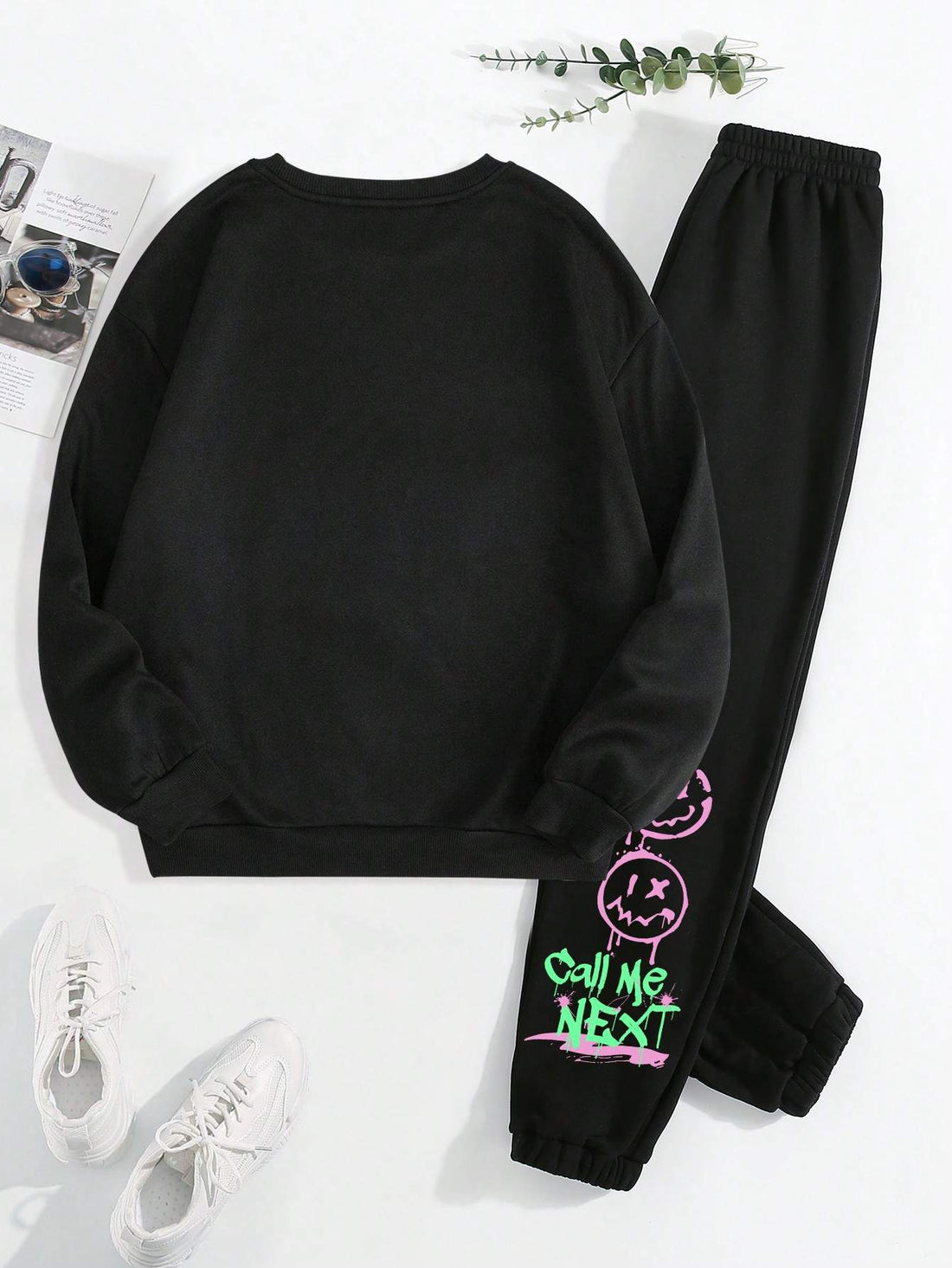 WOMEN S SMILE PATTERNED FLEECE LINED SWEATSHIRT AND SWEATPANTS SET FOR WARMTH