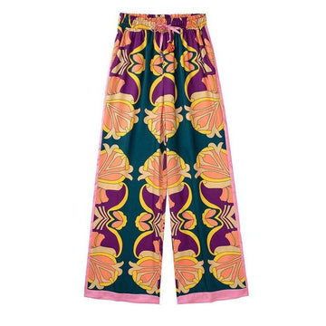 Casual Chic Outfit: Vibrant Two Piece Set