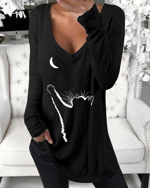 Cute Graphic Women’s Long Sleeve Shirt