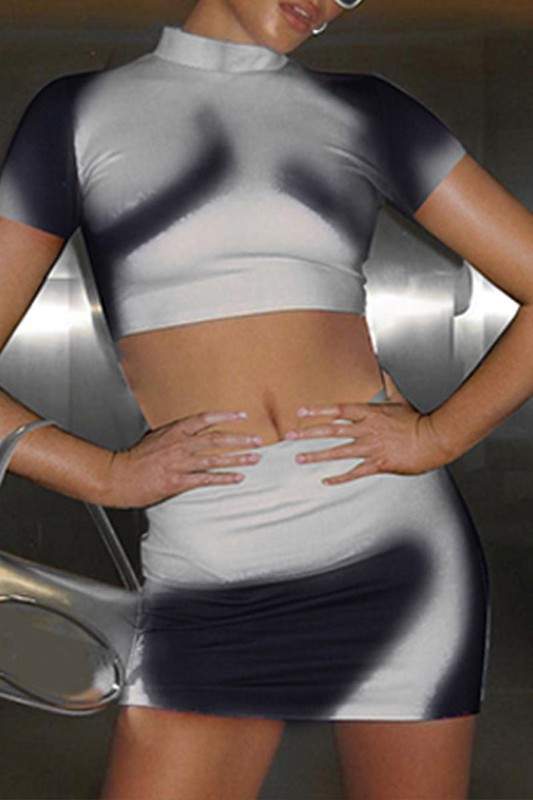GRAPHIC CROP AND SKIRT SET