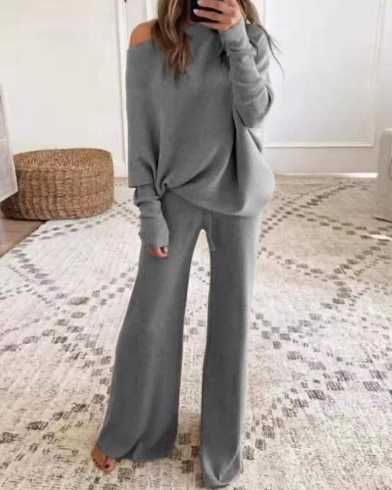 ROUND NECK LONG SLEEVE TOP BOOTCUT PANTS SET