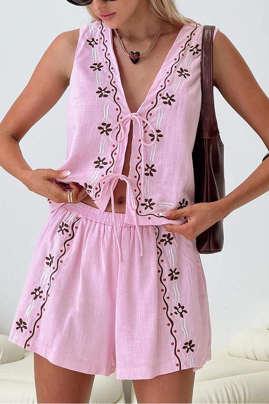 EMBROIDERED V NECK PANTS SHORTS SET