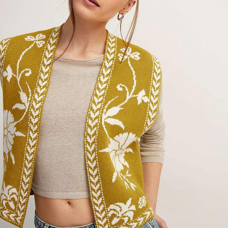 SLEEVELESS DESIGN SEXY SPICE GIRL KNITTED VEST TOP FOR WOMEN
