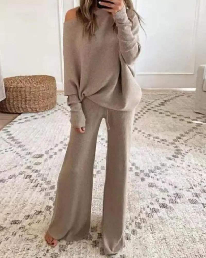 ROUND NECK LONG SLEEVE TOP BOOTCUT PANTS SET