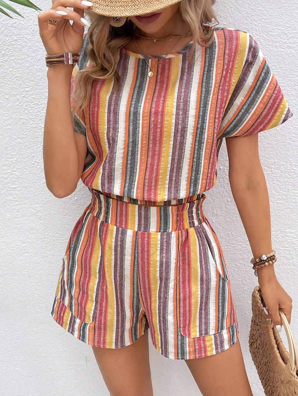 LUNE SPRING SUMMER CASUAL COMFORTABLE HOLIDAY FASHIONABLE COMMUTING ABSTRACT GEOMETRIC LINES PATTERN GATHERED SHORT TOP AND SHORTS SET