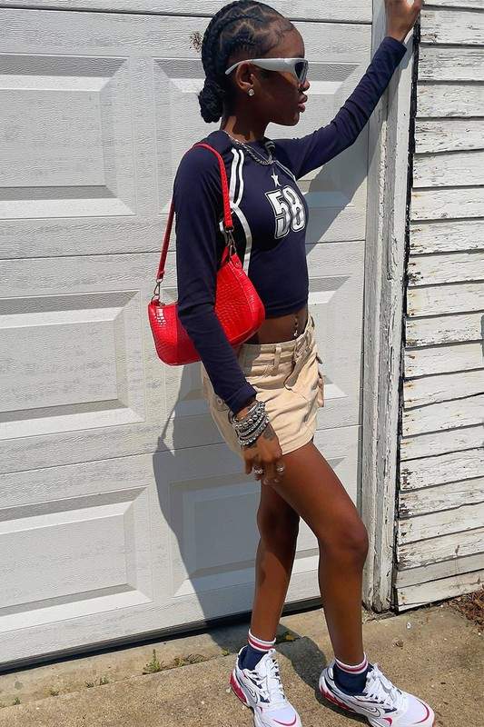 NUMBER PRINT FITTED LONG SLEEVE TOP