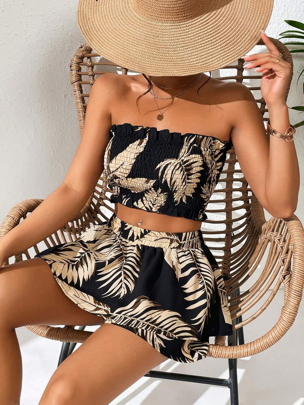 FRENCHY WOMEN S PLANT PRINTED STRAPLESS CROP TOP AND SKIRT SET