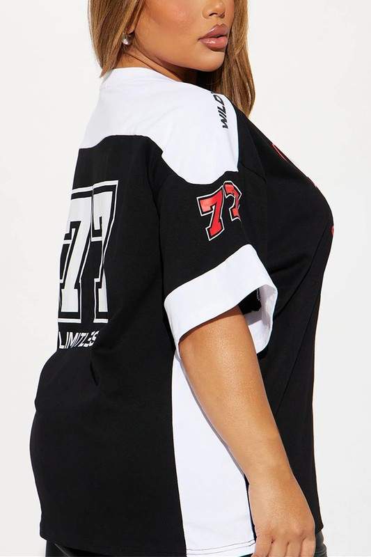 ROUND NECK OVERSIZED T SHIRTS