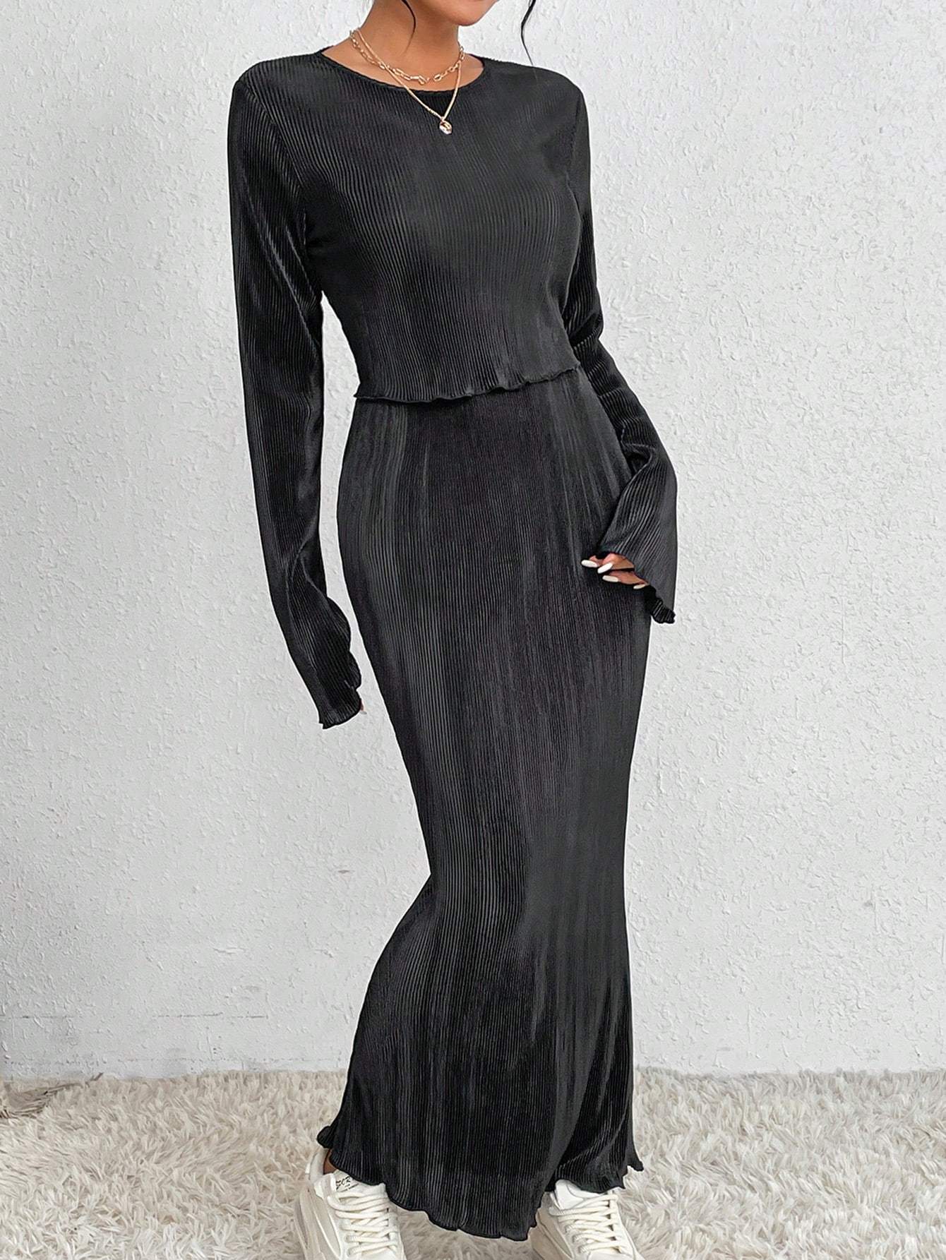 2PCS SET SOLID COLOR LONG SLEEVE TOP AND SKIRT - Missyess