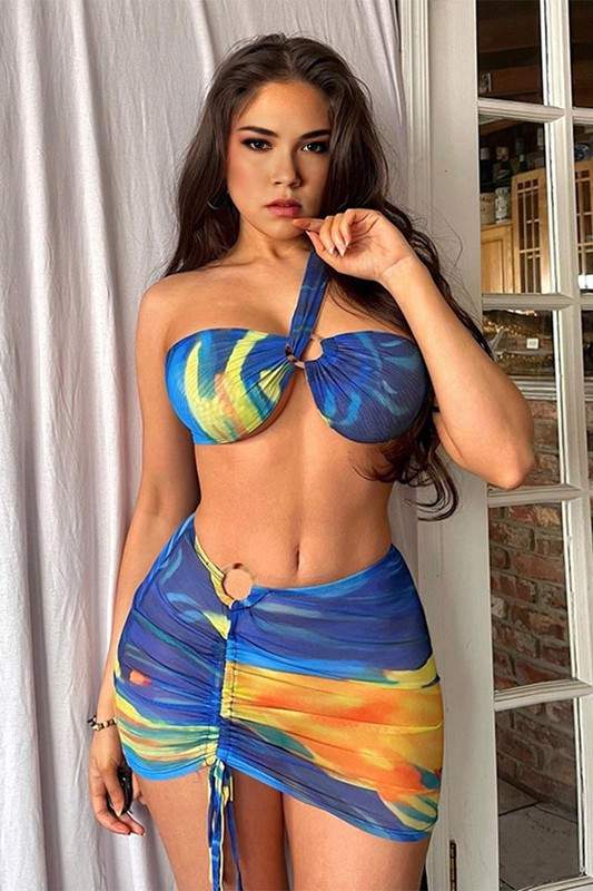 Bikini Set: Trendy Two-Piece Summer Outfit