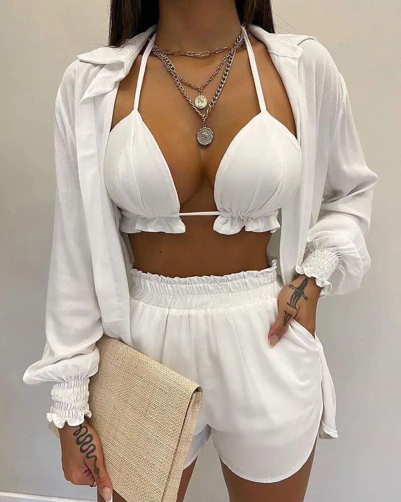 Casual Women’s Summer Outfit: Top & Shorts