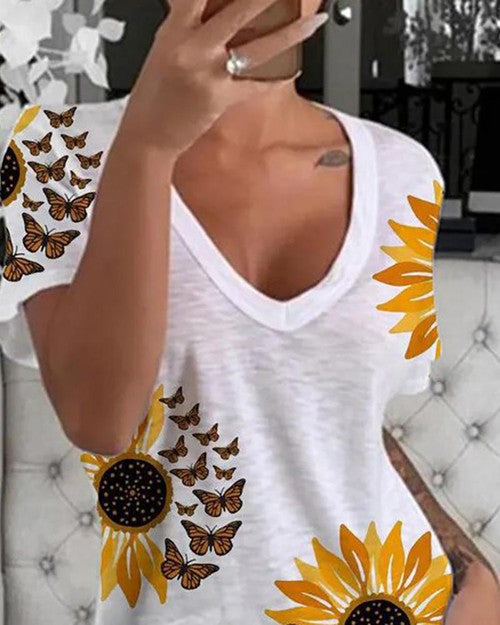 Graphic Top for Summer, V-Neck Fashion Tee