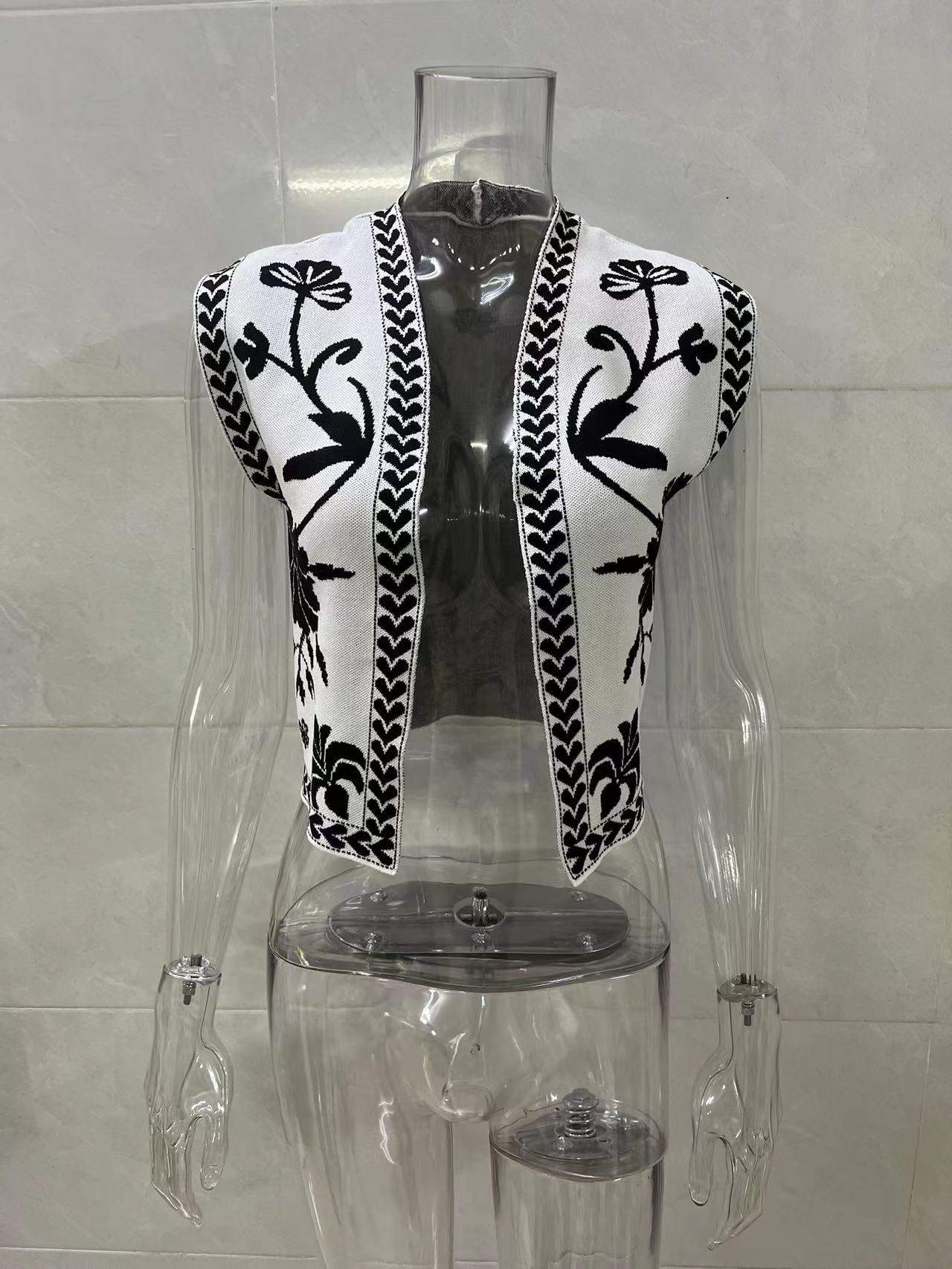 SLEEVELESS DESIGN SEXY SPICE GIRL KNITTED VEST TOP FOR WOMEN