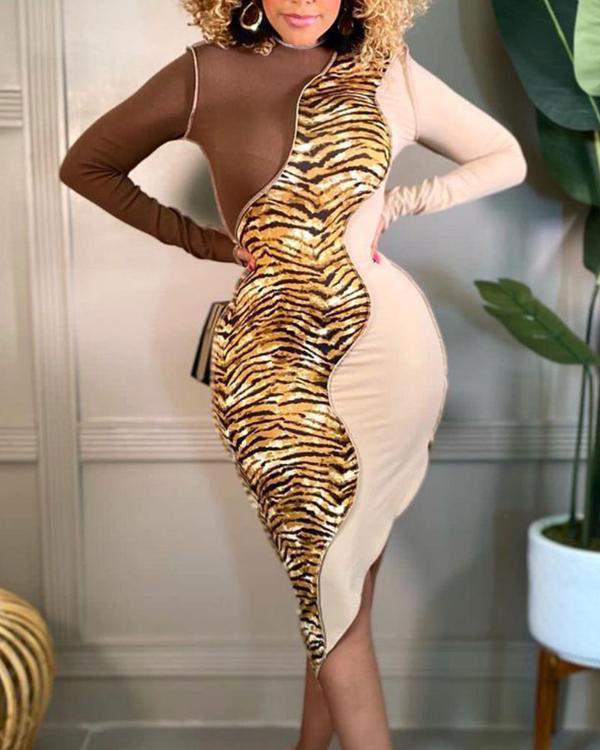 Chic Stylish Midi Dress with Animal Print