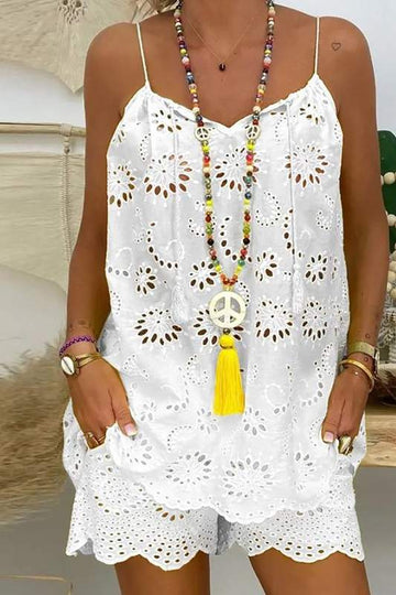EYELET TASSEL TOP SHORTS SET