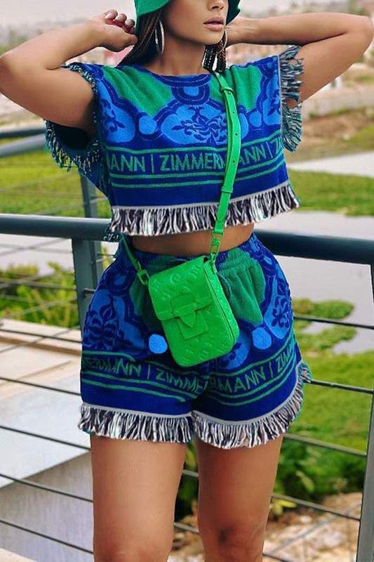 GRAPHIC CROP AND SHORTS SET