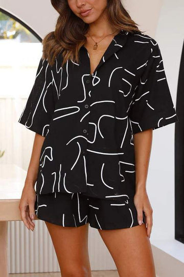 GRAPHIC SHIRT AND SHORTS SET