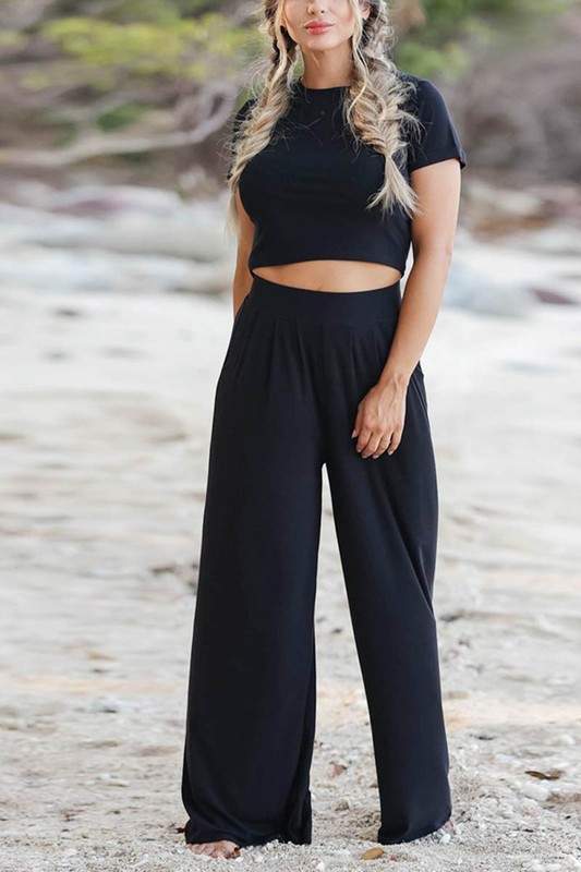Lightweight Ensemble: Wide Leg Pants and Top