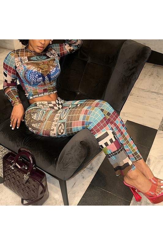 GRAPHIC SHIRT AND TIGHTS SET