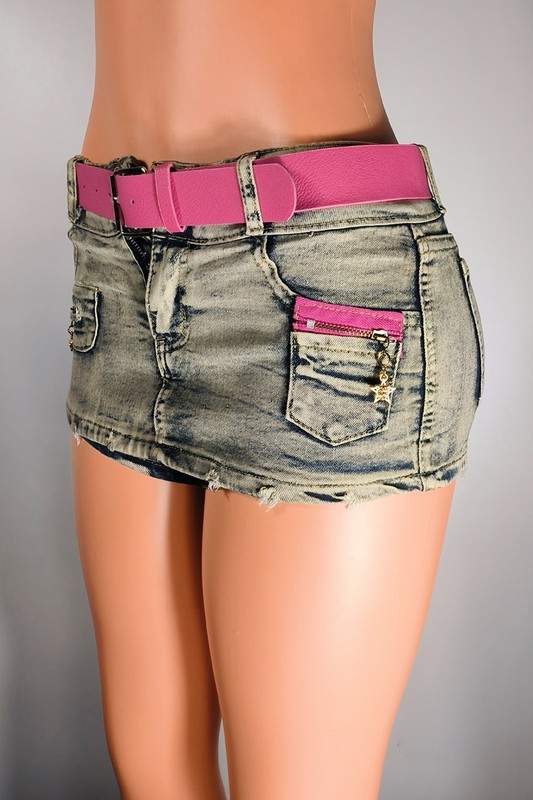 BELTED VINTAGE DENIM SHORTS