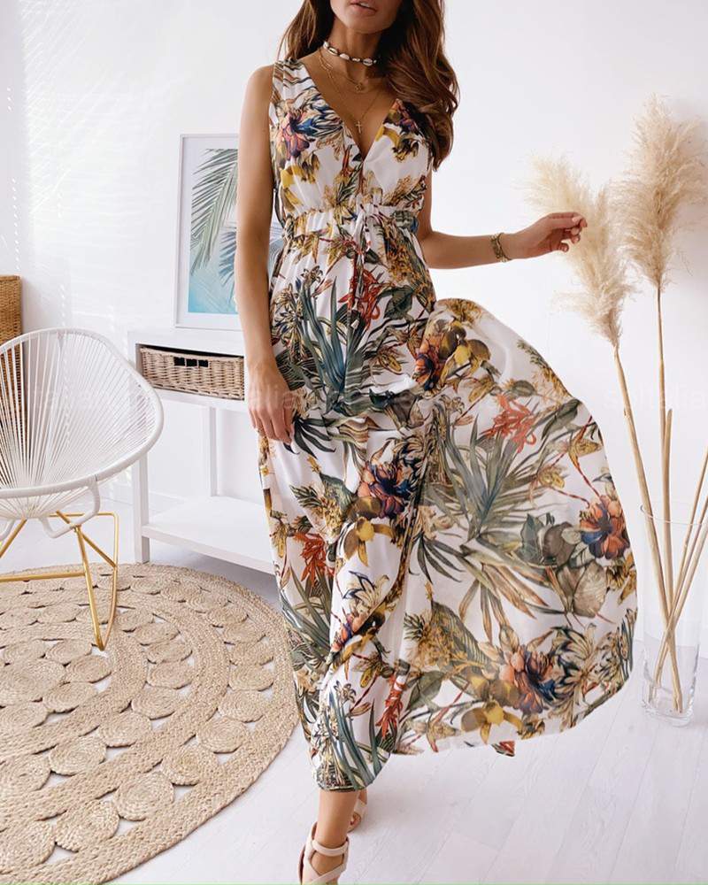 Elegant Casual Dress in Tropical Print