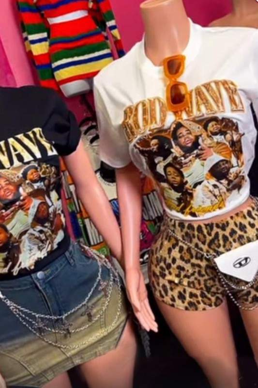 GRAPHIC OVERSIZED T SHIRT