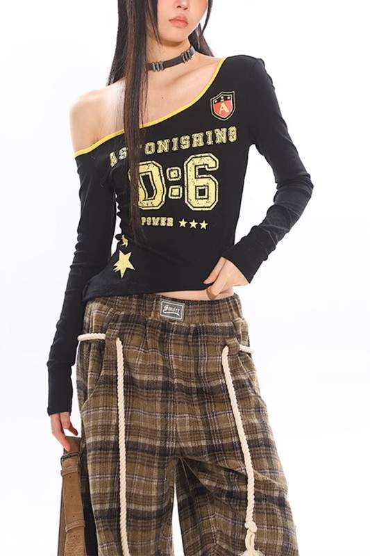 ONE SHOULDER LONG SLEEVE T SHIRT