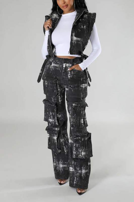 ZIP VEST TOP AND CARGO PANTS SET