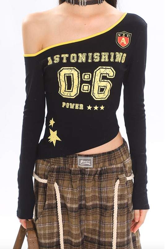 ONE SHOULDER LONG SLEEVE T SHIRT
