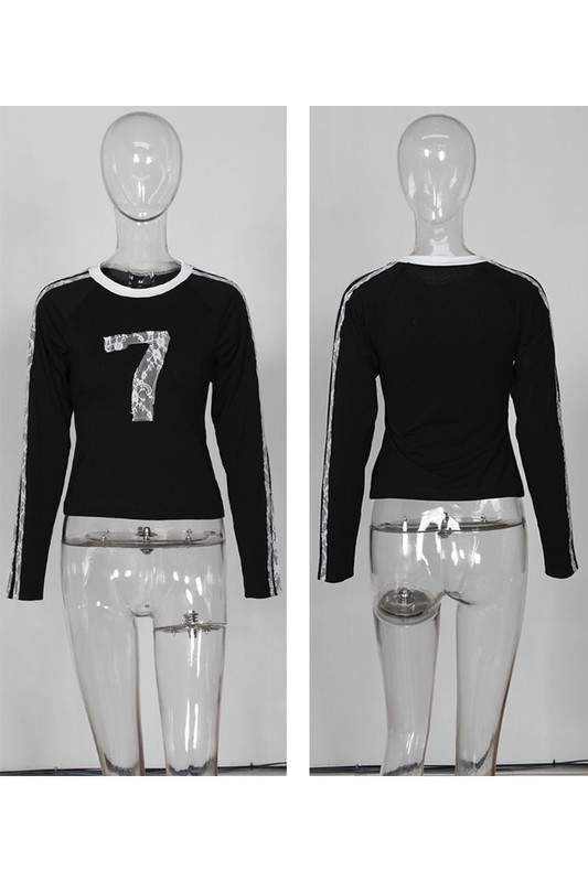 NUMBER PRINT FITTED LONG SLEEVE TOP