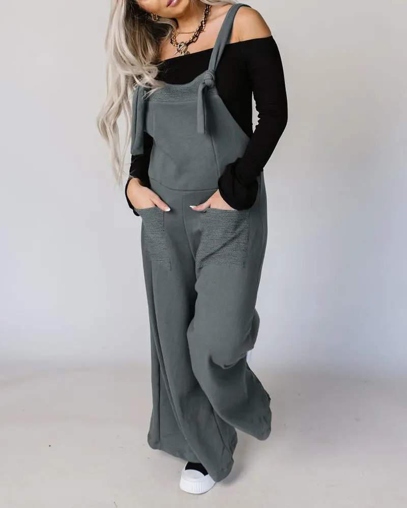 CONTRAST PANELED WIDE LEG SUSPENDER JUMPSUIT