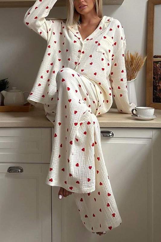 GRAPHIC TOP AND PANTS SET
