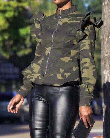 Camo Print Frill Hem Zipper Design Bomber Jacket
