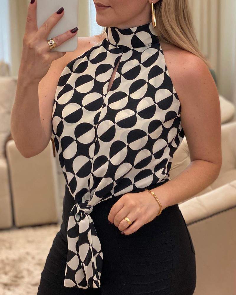 Sleek Sleeveless Shirt for Party and Casual Wear