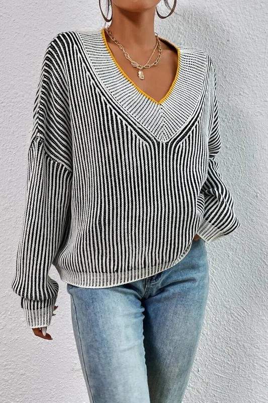 V NECK STRIPE KNIT SWEATER