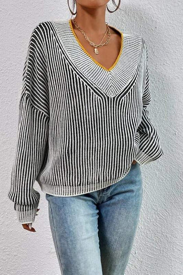 V NECK STRIPE KNIT SWEATER