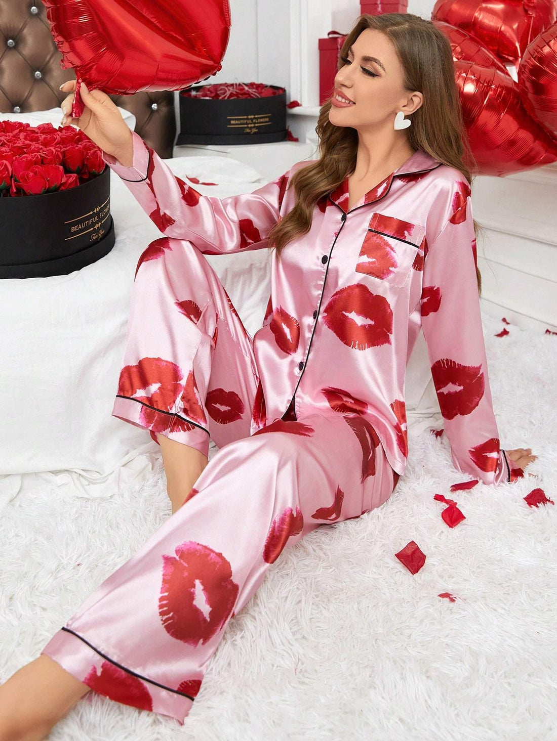 LIPS PRINT LONG SLEEVE PANTS PAJAMA SET