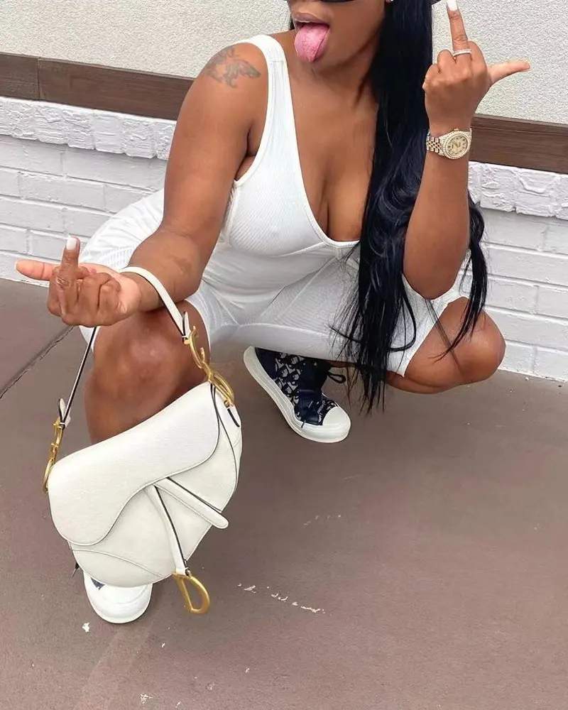 RIBBED V NECK SLEEVELESS SKINNY ROMPER